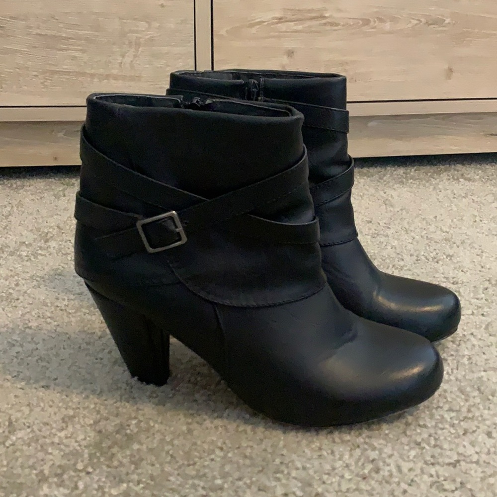 Black Booties with Zipper and Belt Decoration